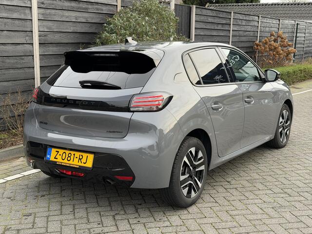 Peugeot 208 Allure 1.2 Hybrid 100PK e-DCS6 Automaat Navigatie, Achteruitrijcamera, Adaptieve Cruise Control, Parkeersensoren, Apple Carplay, Android Auto