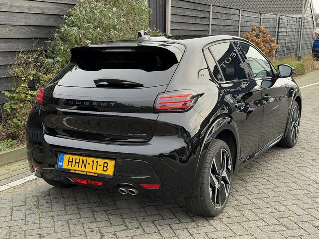 Peugeot 208 GT 1.2 Hybrid 145PK e-DCS6 Automaat Navigatie, Rondomzichtcamera, Keyless, Stoelverwarming, Adaptieve cruise Control, Parkeersensoren