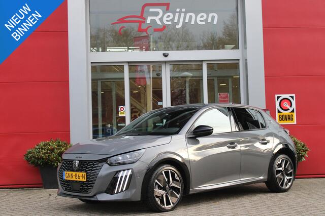 Peugeot 208 Hybrid 145PK e-DCS6 GT PACK | ELEKTRISCH VERSTELBARE BESTUURDERSSTOEL MET MASSAGE FUNCTIE | CAMERA VOOR + ACHTER | ALCANTARA BEKLEDING | DODEHOEK DETECTIE | ADAPTIVE CRUISE CONTROL | NAVIGATIE | DRAADLOZE APPLE CARPLAY/ANDROID AURO | PANORAMA DAK | ZWART