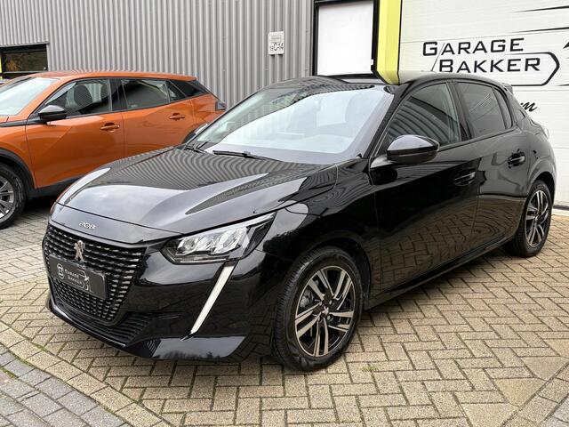 Peugeot 208 1.2 PureTech Allure Automaat, Groot-Navigatie, Digitaal Dashboard, Camera 360, 1/2 Leder