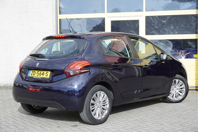 Peugeot 208 1.2 PureTech 5drs Active BJ2019 Lmv 16" | Led | Navi | Airco | Cruise control | Getint glas