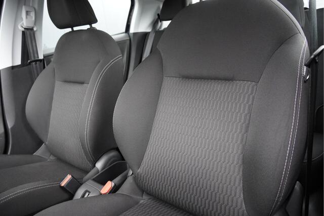 Peugeot 208 1.2 PureTech 5drs Active BJ2019 Lmv 16" | Led | Navi | Airco | Cruise control | Getint glas