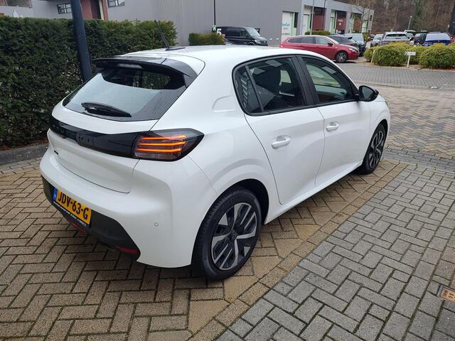 Peugeot 208 1.2 PureTech 100 Active 100-PK Led Carplay-Navi Multimedia