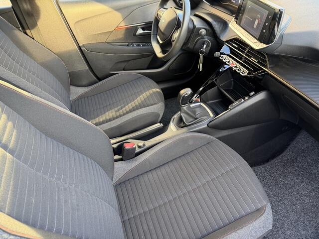 Peugeot 208 1.2 PureTech Blue Active * Navi * Climatronic * Led *