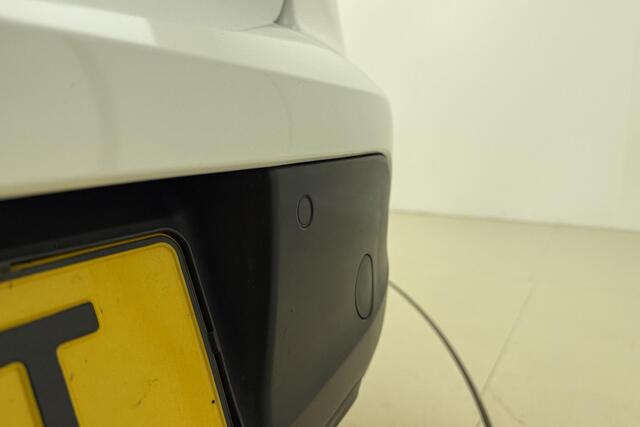 Peugeot 208 1.2 PureTech Blue Lease Active 75 PK | Handgeschakeld | Licht Metalen Velgen | Camera | Parkeersensor | Airco | Cruise Control | Bluetooh | Mirror Screen | Apple Carplay | 1e eigenaar