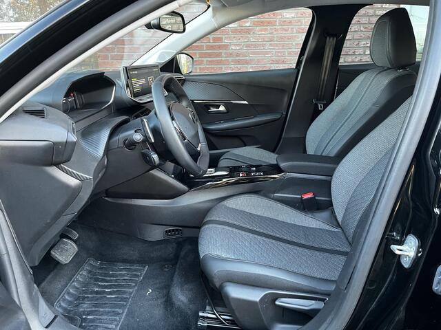 Peugeot 208 Allure 1.2 Hybrid 110pk e-DCS6 | 360° CAMERA | NAVI | ADAPTIVE CRUISE | LM-VELGEN | DAB+ | EXTRA GETINTE ACHTERRUITEN