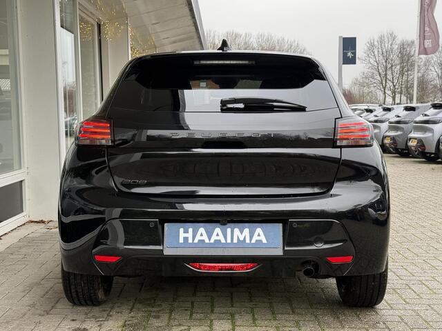 Peugeot 208 1.2 PureTech 100 Allure | 17 Inch | Achteruitrijcamera | Apple carplay | Parkeersensoren voor en achter | Electronic climate control |