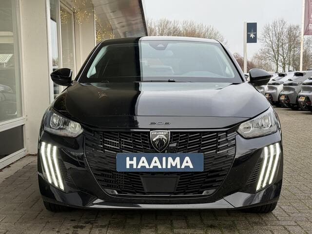 Peugeot 208 1.2 PureTech 100 Allure | 17 Inch | Achteruitrijcamera | Apple carplay | Parkeersensoren voor en achter | Electronic climate control |