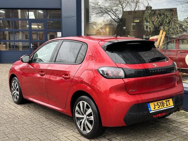 Peugeot 208 1.2 Turbo 100 PK Active | 6-Versnellingsbak | Climate Control | Cruise Control | LED Verlichting | Parkeersensoren | Navigatie via Telefoon | Extra Getinte Ramen | Elektrisch Pakket | BTW Auto |