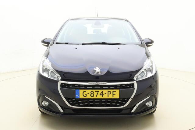 Peugeot 208 1.2T Blue Lease Allure 110pk | Navigatie | Climate Control | Parkeersensoren achter | 16'' LM Velgen | Cruise Control | Elektrische ramen voor & achter | Slechts 38.706 km!