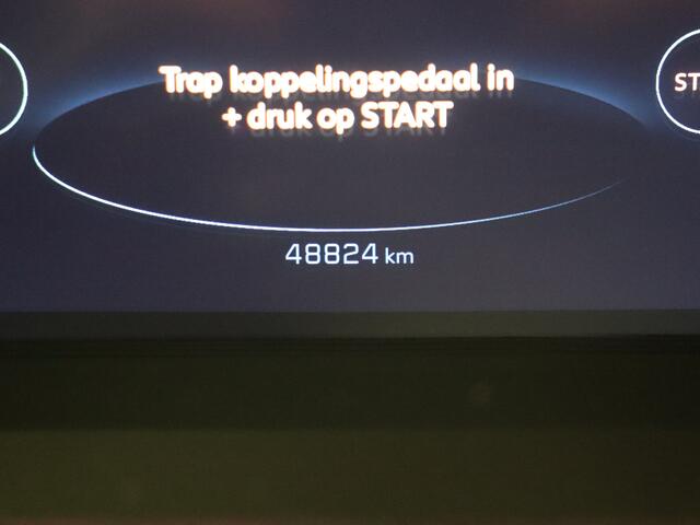 Peugeot 208 1.2 PureTech Allure Pack | Full Map Navigatie | Carplay | Camera | Keyless Start |