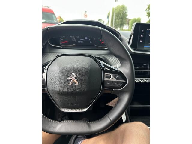 Peugeot 208 1.2 PureTech Active | CarPlay | Airco | Cruise
