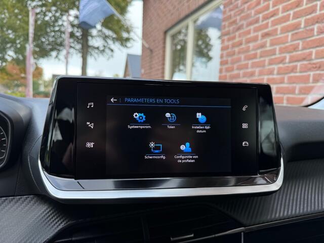 Peugeot 208 1.2 PureTech Active RIJKLAAR INCL. GARANTIE / LED / NAVI / AIRCO