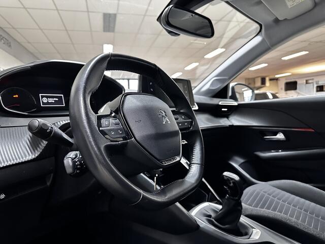 Peugeot 208 1.2 PureTech Blue Lease Active/ Camera/ 16'' LMV/ LED Koplampen/ Navi/ Apple + Android/ Airco/ Cruise/ Elek. pakket/ Isofix/ Bluetooth/ Multi. LEDER. Stuur/ PDC/ LED Dagrijverl.