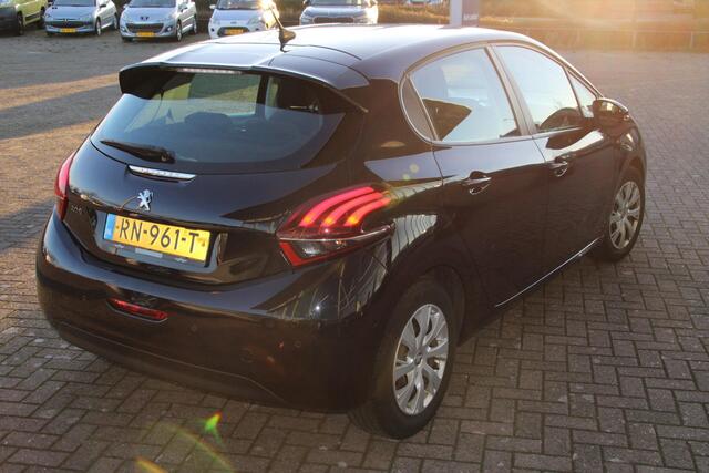 Peugeot 208 1.2 PureTech Blue Lion