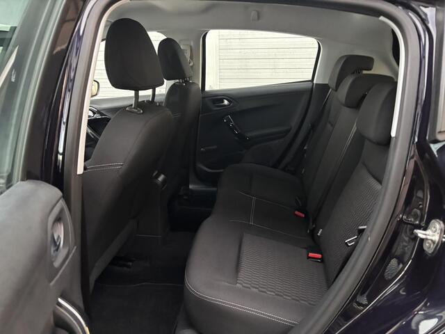 Peugeot 208 5-deurs Blue Lion 1.2 PureTech 82pk | NAVI | APPLE CARPLAY/ANDROID AUTO | DAB+ | CRUISE CONTROL | AIRCO | PARKEERHULP