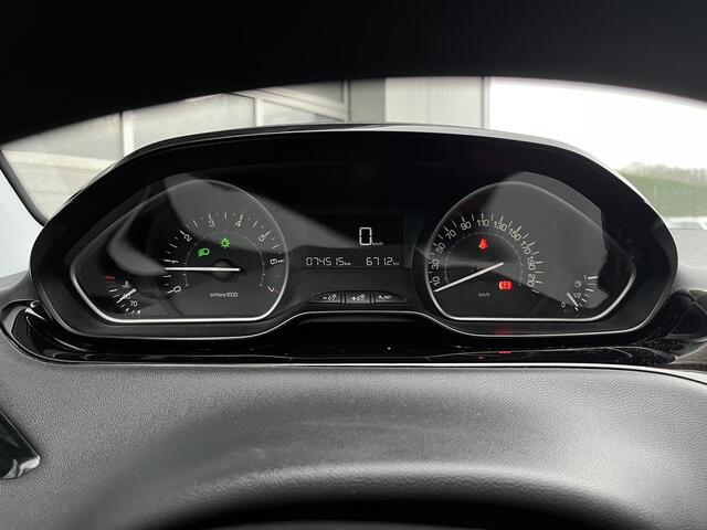 Peugeot 208 1.2 PureTech Blue Lion