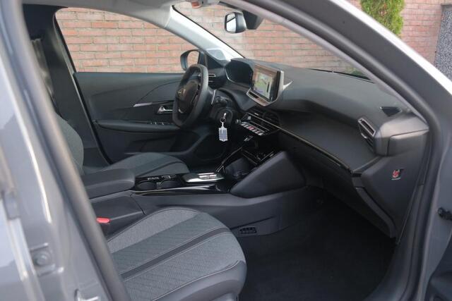 Peugeot 208 1.2 Hybrid 110pk e-DCS6 Allure | Navi | App Connect | Climate | Cruise | Camera | Blind Spot | PDC