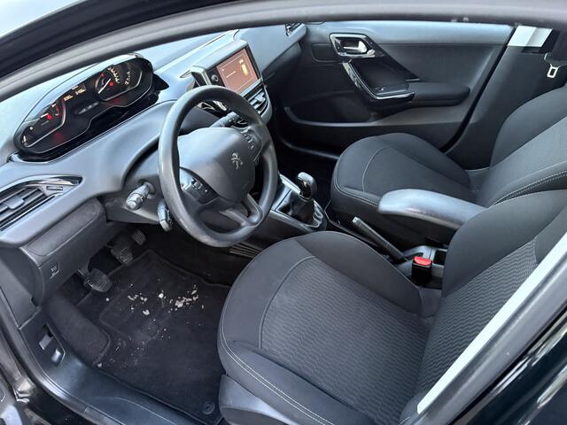 Peugeot 208 1.2 PureTech Active / NAVI / AIRCO / CRUISE / 139dkm! NAP!