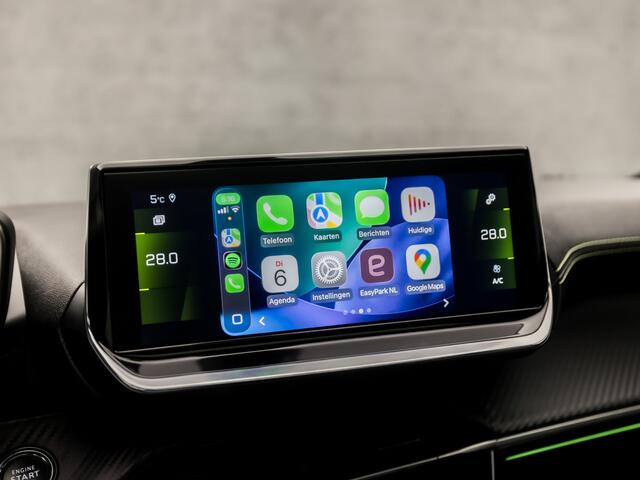 Peugeot 208 1.2 PureTech GT-Line (PANORAMADAK, 3D COCKPIT, APPLE CARPLAY, GROOT NAVI, KEYLESS, LEDER, ADAPTIVE CRUISE, 360 CAMERA, GETINT GLAS, NIEUWSTAAT)