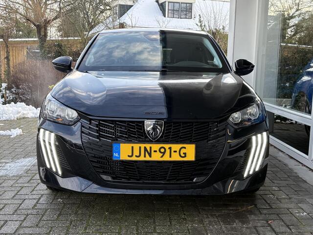 Peugeot 208 1.2 T 100pk Allure | Nieuw model | Parkeersensoren | Apple Carplay/Android Auto | Lichtmetalen velgen | Climate | Cruise