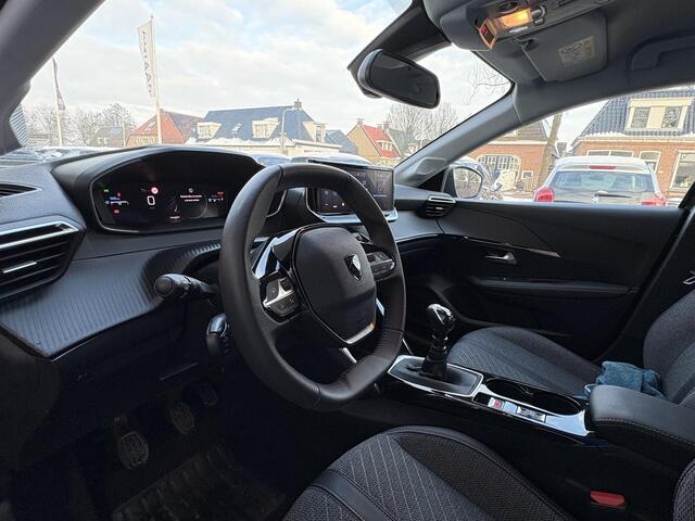 Peugeot 208 1.2 T 100pk Allure | Nieuw model | Parkeersensoren | Apple Carplay/Android Auto | Lichtmetalen velgen | Climate | Cruise