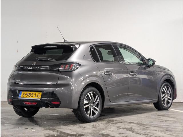 Peugeot 208 Allure 1.2 Turbo 100pk | NAVI | CAMERA | STOELVERW. | EXTRA GETINTE RUITEN | CLIMA | CRUISE CONTROL | DRAADLOZE TELEFOONLADER