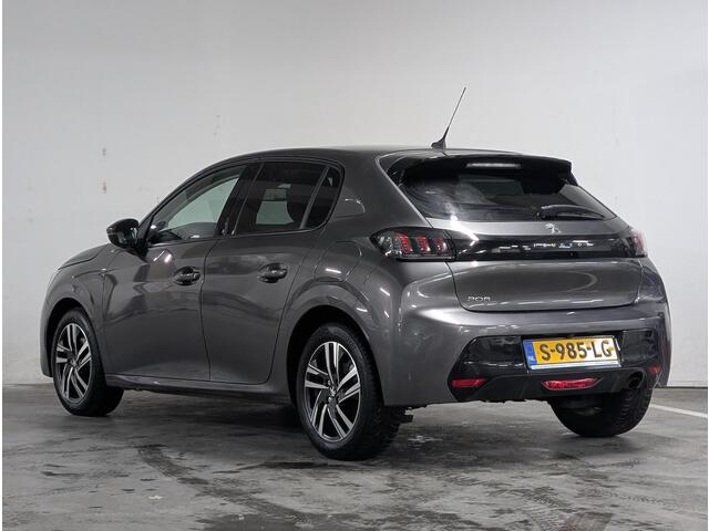 Peugeot 208 Allure 1.2 Turbo 100pk | NAVI | CAMERA | STOELVERW. | EXTRA GETINTE RUITEN | CLIMA | CRUISE CONTROL | DRAADLOZE TELEFOONLADER