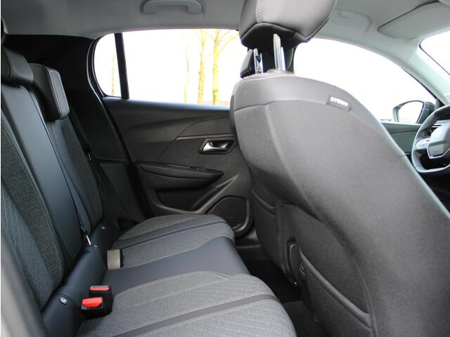 Peugeot 208 1.2 PureTech 100 Allure | Navi / Camera / Climate