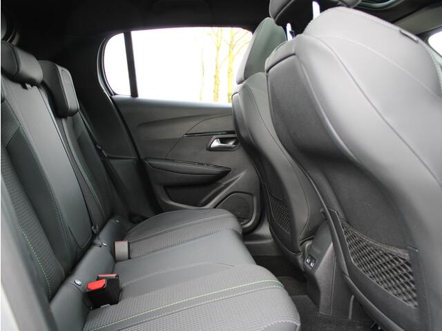 Peugeot 208 1.2 PureTech GT | Navi / Panoramadak / Camera