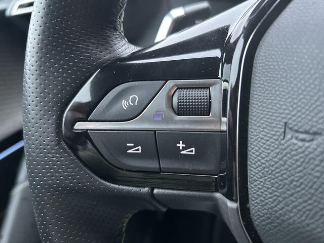 Peugeot 208 1.2 PureTech GT 131 PK!! // FULL LED // NAVI + CAMERA // APPLE CARPLAY / ANDROID AUTO // PDC V+A