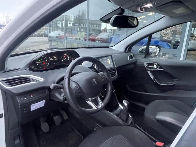 Peugeot 208 1.2 PureTech Signature