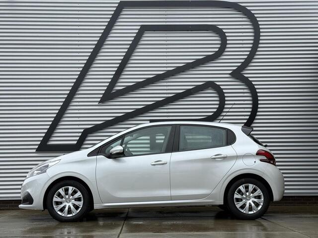 Peugeot 208 1.2 PureTech Blue Lion 2e Eigenaar,Navi,Airco,Cruise,PDC,Apple Carplay,Distributie v.v. in 2024,N.A.P,Nieuwe APK bij Aflevering