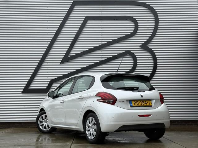 Peugeot 208 1.2 PureTech Blue Lion 2e Eigenaar,Navi,Airco,Cruise,PDC,Apple Carplay,Distributie v.v. in 2024,N.A.P,Nieuwe APK bij Aflevering