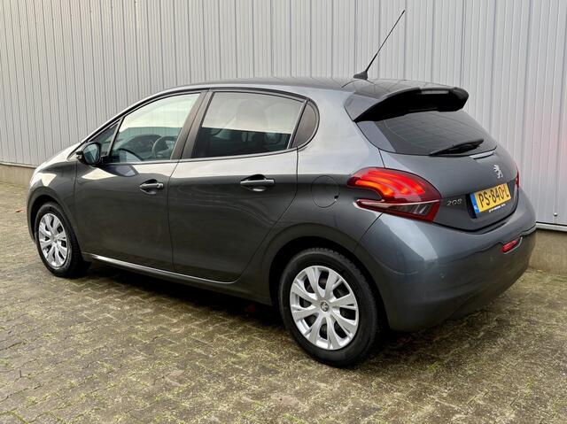 Peugeot 208 1.2 PureTech Blue Lion AIRCO / CARPLAY