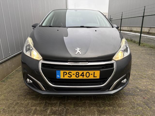 Peugeot 208 1.2 PureTech Blue Lion AIRCO / CARPLAY