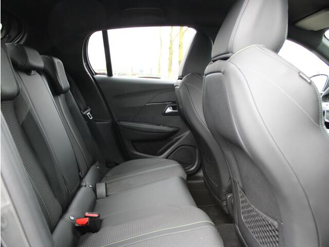 Peugeot 208 1.2 PureTech GT | Navi / Camera / Climate