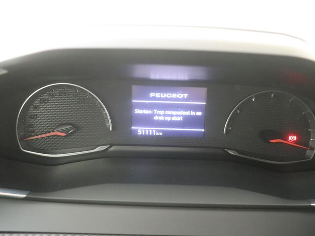 Peugeot 208 1.2 PureTech Allure AUTOMAAT !!
