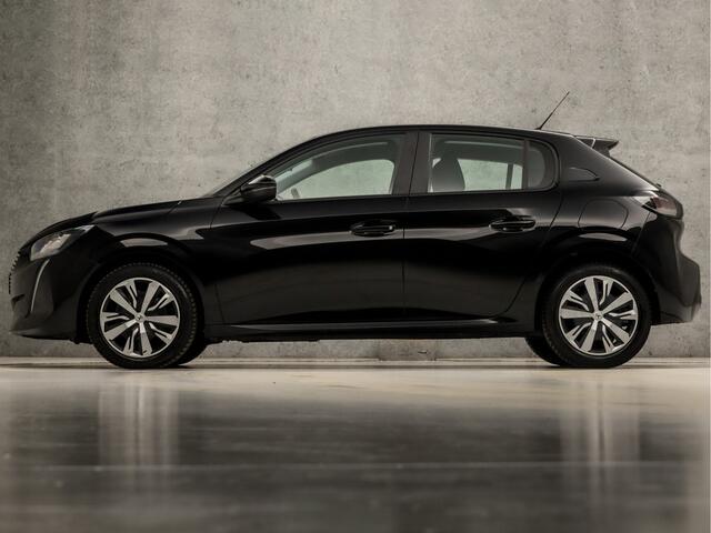Peugeot 208 1.2 PureTech Sport (APPLE CARPLAY, GROOT NAVI, PARKEERSENSOREN, SPORTSTOELEN, CRUISE, LED KOPLAMPEN, LANE ASSIST, NIEUWSTAAT)