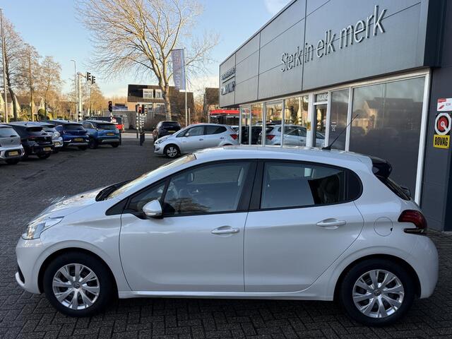 Peugeot 208 1.2 PureTech Blue Lion / Airco/ Navigatie/ Cruise/ Apple carplay/ LED/ PDC