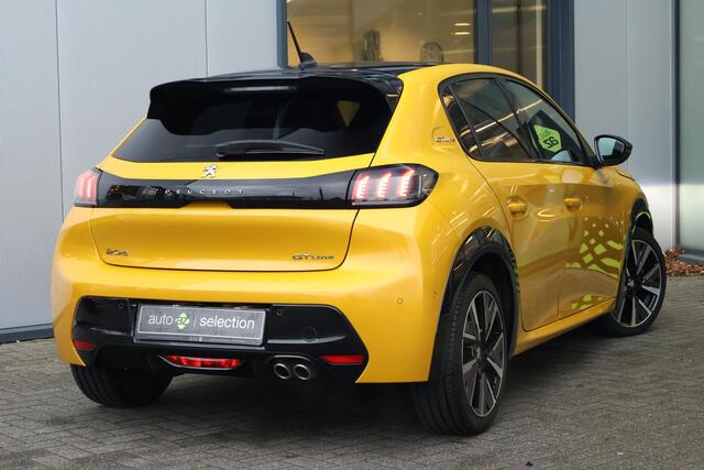 Peugeot 208 1.2 PureTech GT-Line / Panorama / Stoelverwarming / Apple Carplay