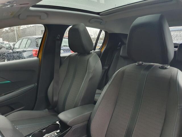 Peugeot 208 1.2 PureTech Allure NAVI/CRUISE/AIRCO/LMV