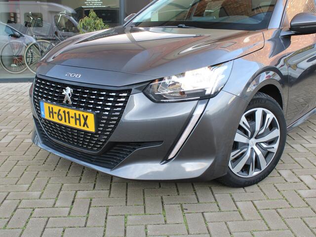 Peugeot 208 1.2 PureTech 100PK Active 4 seizoensbanden, Navigatie, Airco en parkeersensoren achter