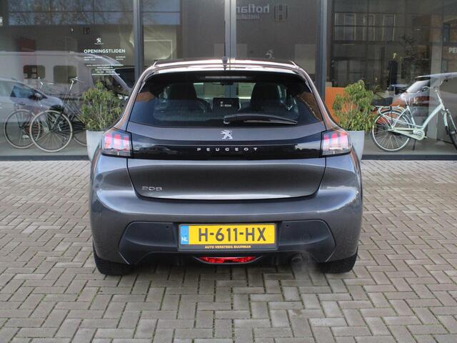 Peugeot 208 1.2 PureTech 100PK Active 4 seizoensbanden, Navigatie, Airco en parkeersensoren achter