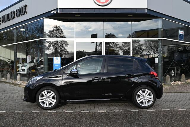 Peugeot 208 1.2 PureTech Signature