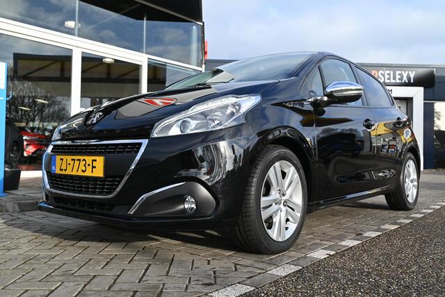 Peugeot 208 1.2 PureTech Signature