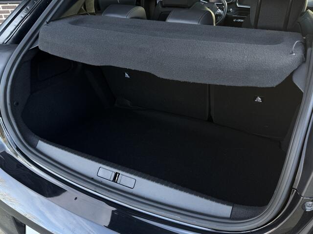 Peugeot 208 1.2 Hybrid 145 pk e-DCS6 GT Panoramadak, Camera, Carplay