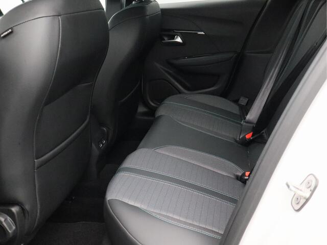 Peugeot 208 1.2 PureTech Blue Lease Allure/ automaat/ unieke km!