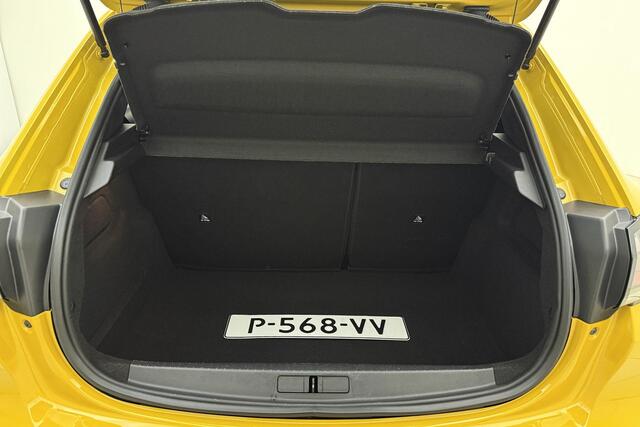 Peugeot 208 1.2 PureTech Active | Apple Carplay / Android Auto | Trekhaak | Cruise Control | Cruise control | Lage KM-stand