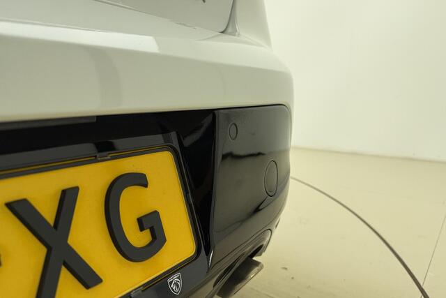 Peugeot 208 1.2 PureTech GT Pack 100 PK | Automaat | Panoramadak | Parkeersensor rondom | Alcantara bekleding | Camera | Mirror Screen | Adaptive Cruise Control | 1e eigenaar